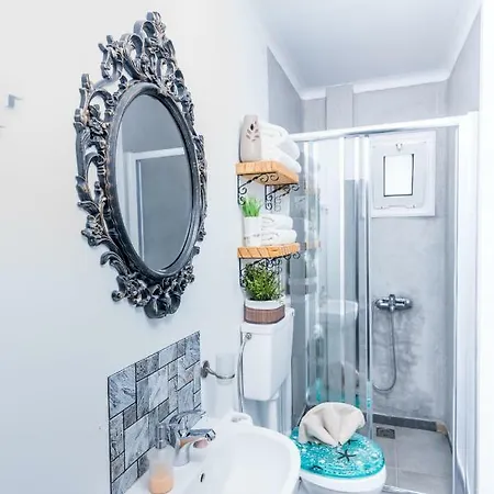 Iceberg Mini Villa